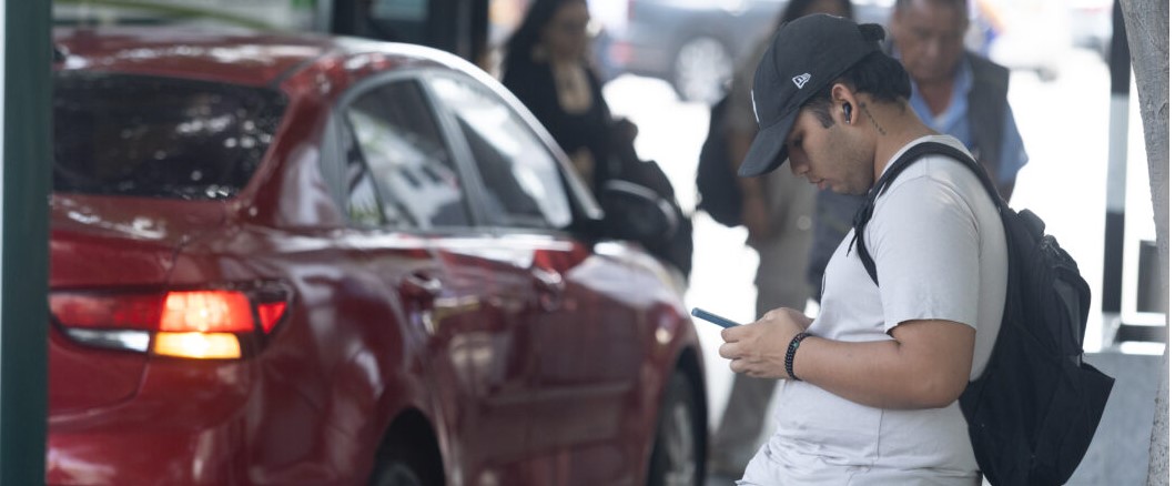 Screenshot_53 Otros países ya regulan las apps de movilidad. En Perú aún se debate si aplicarles reglas de taxis o un marco propio para aplicativos.