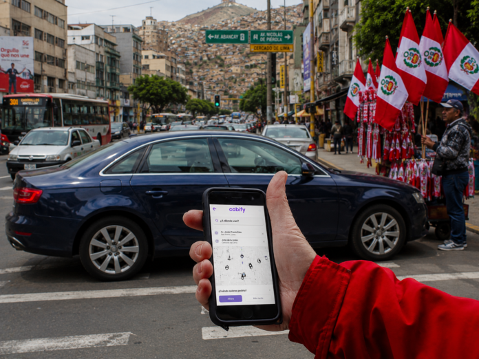 Fiestas Patrias 2026: cómo se moverá Lima con los viajes por aplicativo - erróneamente llamados taxi por app- en horarios y zonas de demanda.